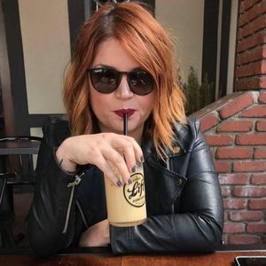 Meet your Posher, Becky